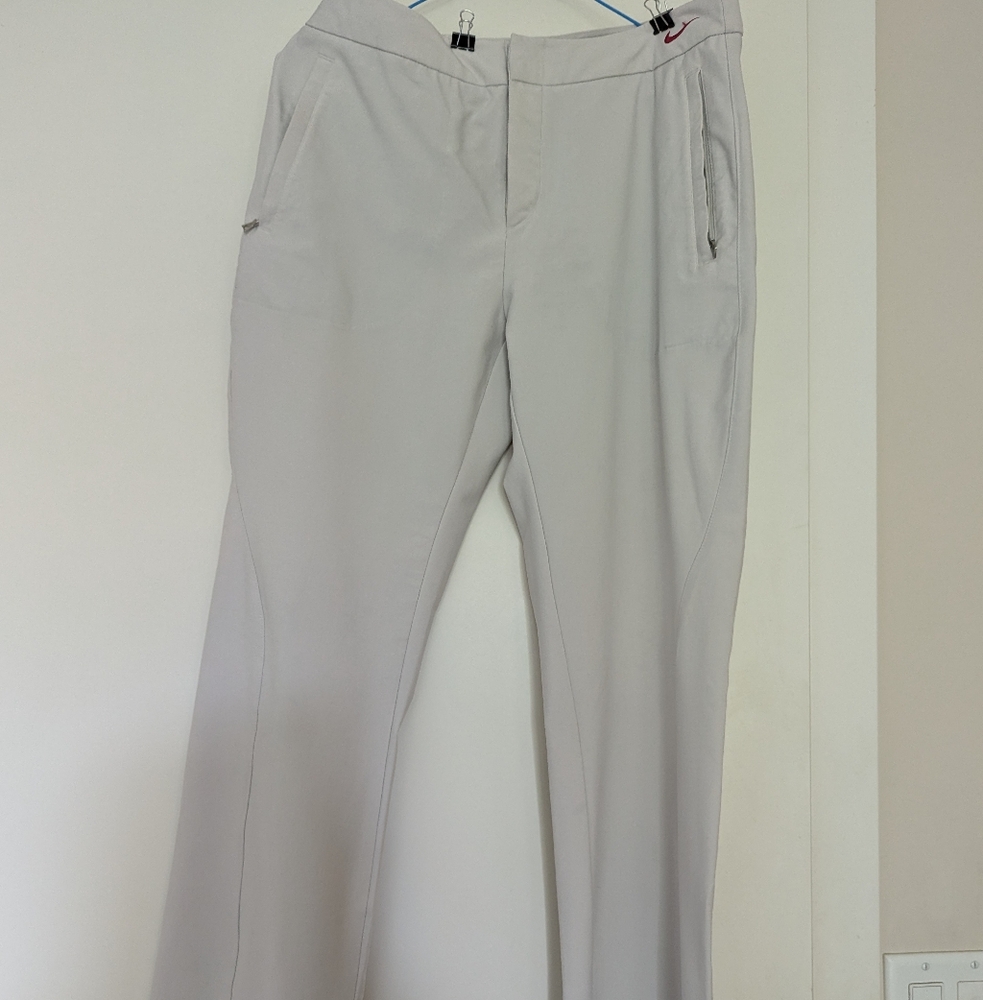 Nike Golf Pants,‎ Size 4. Great Condition. Never Worn. Waist 28 Inches. See Pics